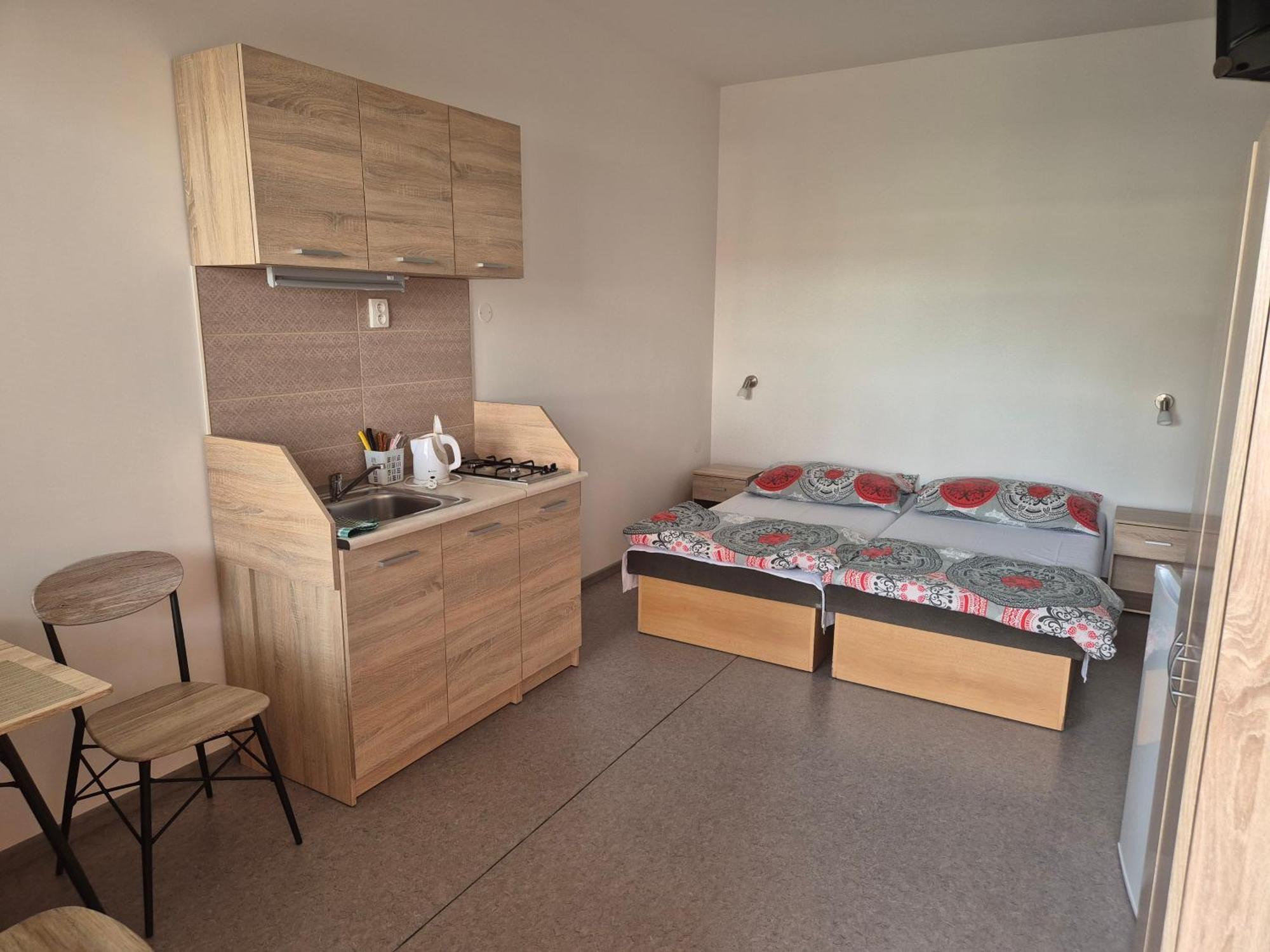 Apartman Fortuna Štúrovo Exteriör bild